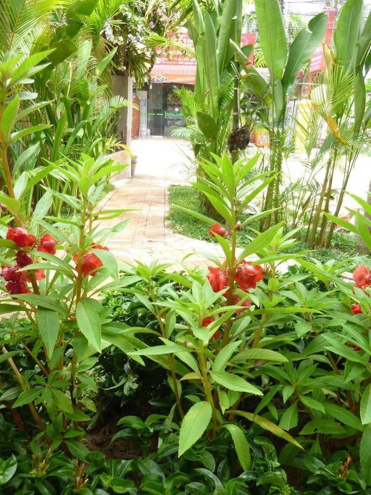 Angkor Reas Guesthouse Siem Reap Extérieur photo